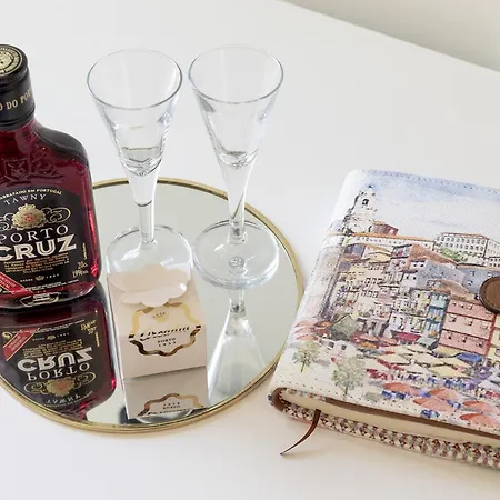 Charming Centre Near Aliados - Inside 