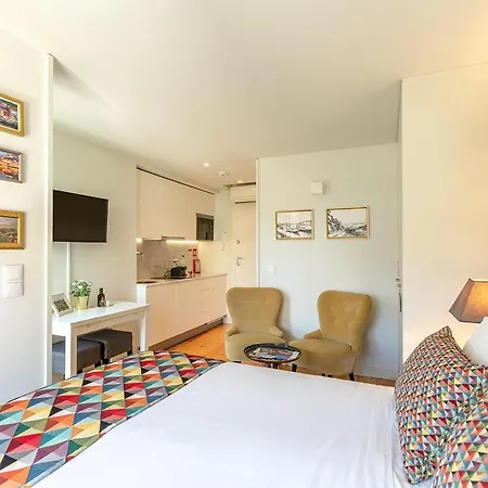 Charming Centre Near Aliados - Inside 