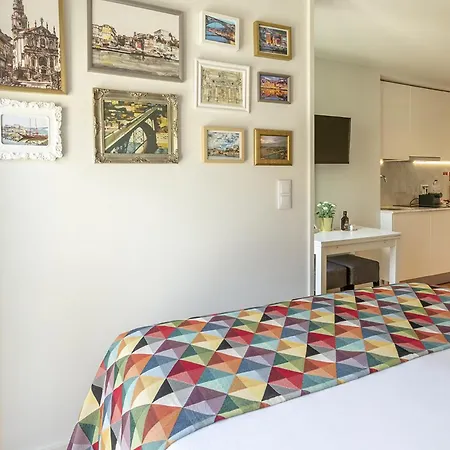 Charming Centre Near Aliados - Inside 