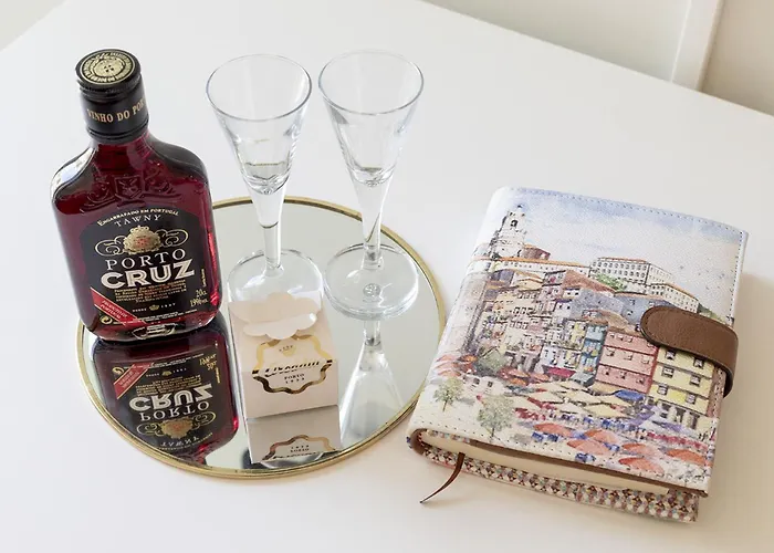 Charming Centre Near Aliados - Inside 