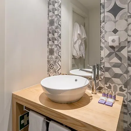 Charming Centre Near Aliados - Inside 