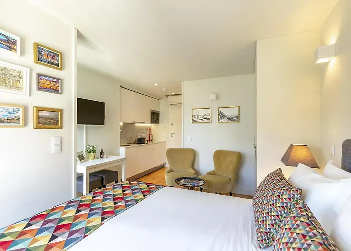 Charming Centre Near Aliados - Inside 